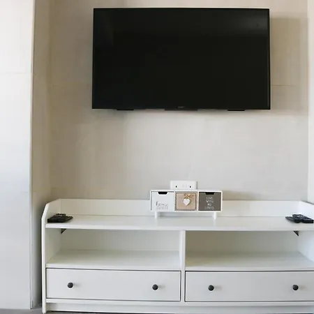 Διαμέρισμα Short Walk From Nissi - Excellent Location! *
